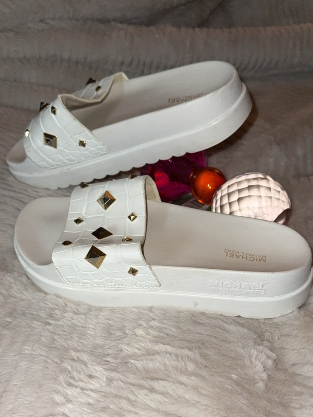 Michael Kors White Slide Sandals with Gold Pyramid Studs - Picture 2 of 3